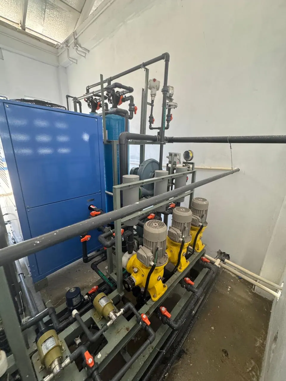 Chemical dosing equipment with pumps and process pipework